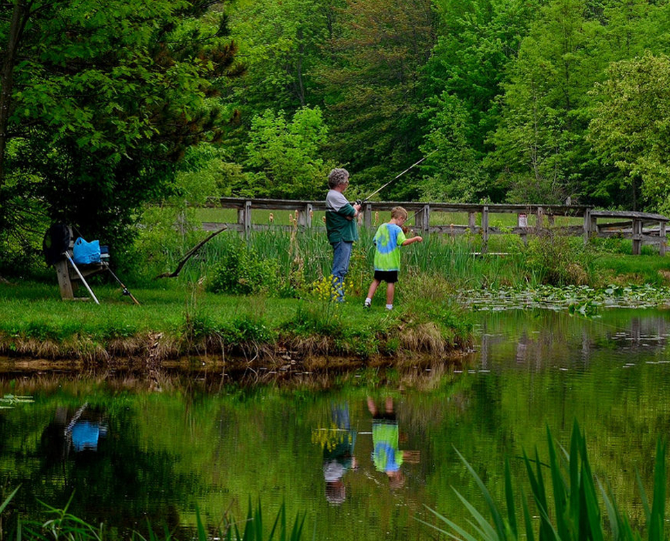 Penitentiary Glen Nature Park in Kirtland, Ohio, waterfall Lake Metroparks