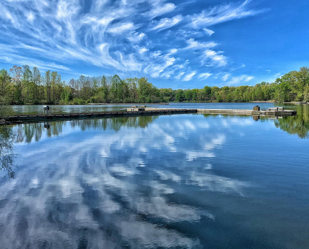 Veterans Park - Granger Pond - pier - blue sky - Lake Metroparks - Photo by Mike Stockman